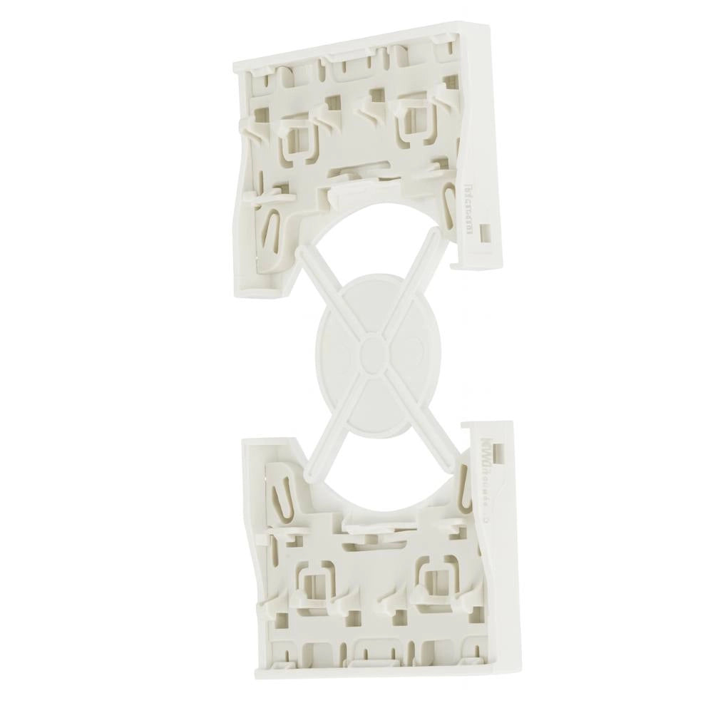 Cover bticino living now per prese standard p40 2 moduli varie finiture *** colore bianco, confezione 1