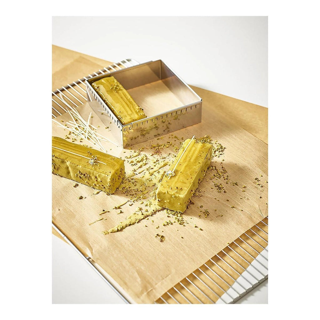 De Buyer 3013.30 Forno Pasticcere Regolabile in Acciaio Inox da 30x30 cm a 57x57 cm Altezza 5.3 cm colore Acciaio Inox