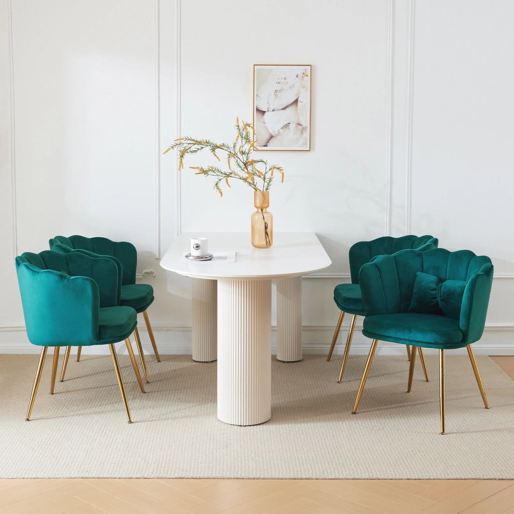 Poltrona con Schienale a Petalo e Cuscino Farfalla Design Ergonomico in Velluto Verde