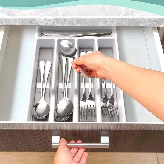Organizzatore di utensili da cucina con 6 contenitori - ideale per forchette, coltelli e cucchiai - in plastica - 40 x 32 x 45 cm