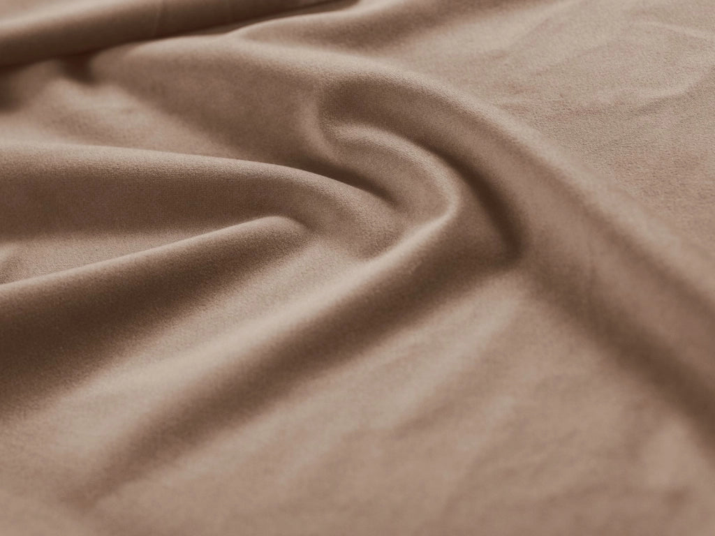 Cosmopolitan Design - Divano "Bali" 4 posti in velluto beige 