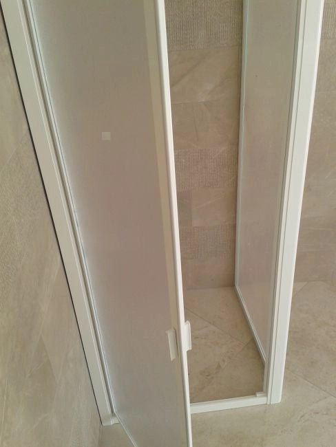 Box Porta Doccia in Acrilico - 1 lato, Apertura Battente Reversibile - Misura: 80 x h185 (AdattabilitÃ  78-83cm)