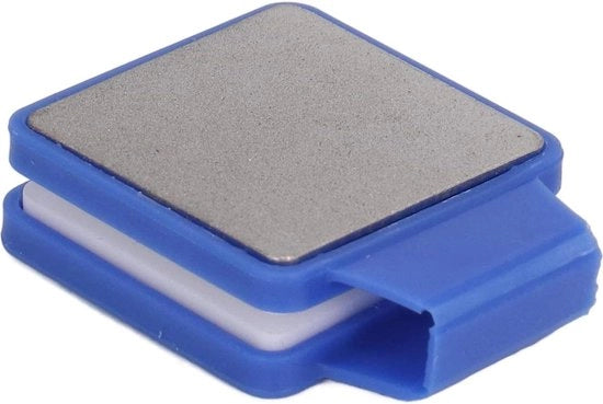 Schiacciare le piste da pattinaggio con utensile di affilatura a doppia faccia in ceramica diamantata per schiacciare le piste da pattinaggio.