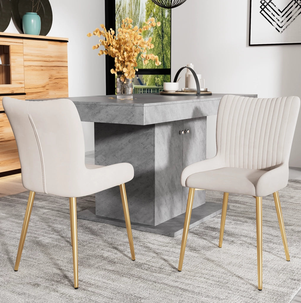 Set di 4 sedie da pranzo in velluto con gambe in metallo; beige e oro