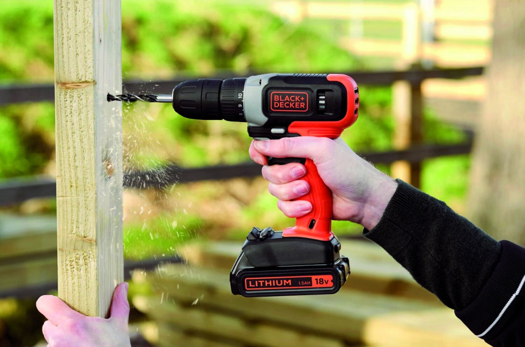 Black+Decker TRAPANO AVVITATORE A BATTERIA BCD001C1-QW 18 V 1 batteria 1,5 Ah