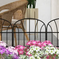 Recinzione Decorativa da Giardino con 8 Pannelli, Bordi in Metallo con Ornamenti, 264 x 61 cm, Nero