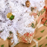 Albero di Natale Bianco 150cm con Addobbi e 680 Rami, Albero di Natale Innevato Artificiale in PVC