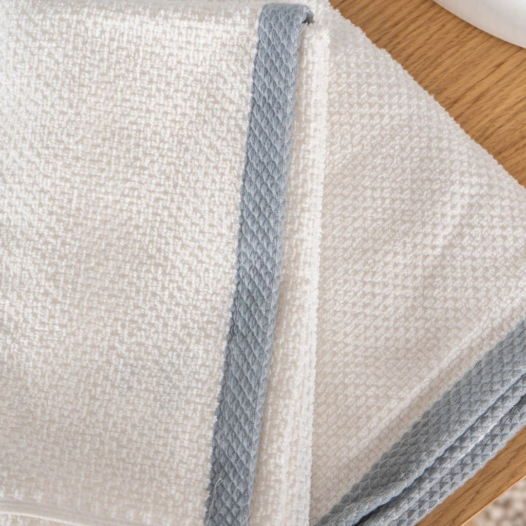 Set Asciugamani Bagno 3 Pezzi in Cotone 100% 430 GSM, Telo Doccia 70x140 cm, Asciugamano Viso 50x100 cm e Ospite 40x50 cm, Effetto Popcorn Morbido e Assorbente Bianco-Grigio