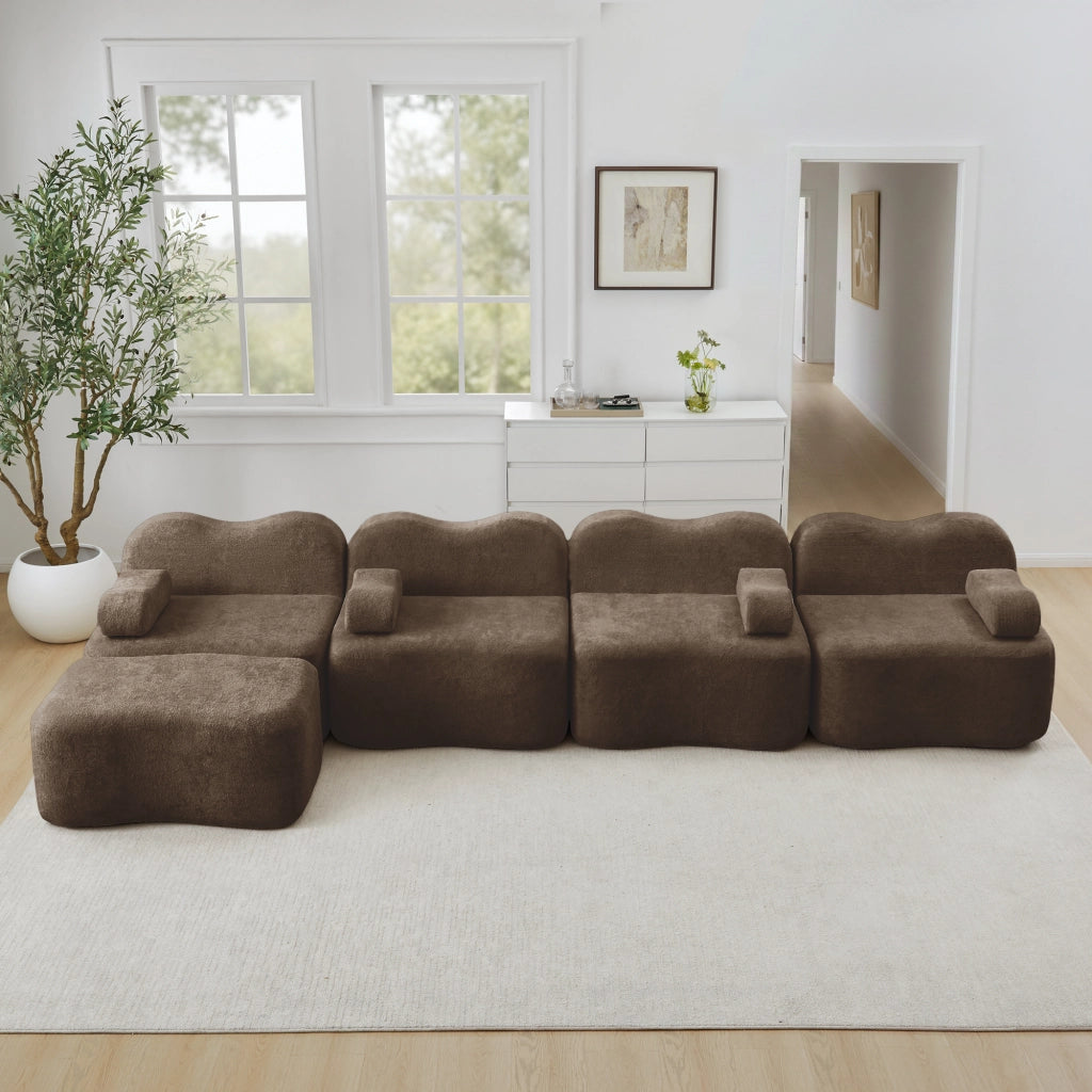 Divano modulare angolare 4 posti senza struttura interna con pouf collegabile e braccioli mobili in velluto marrone