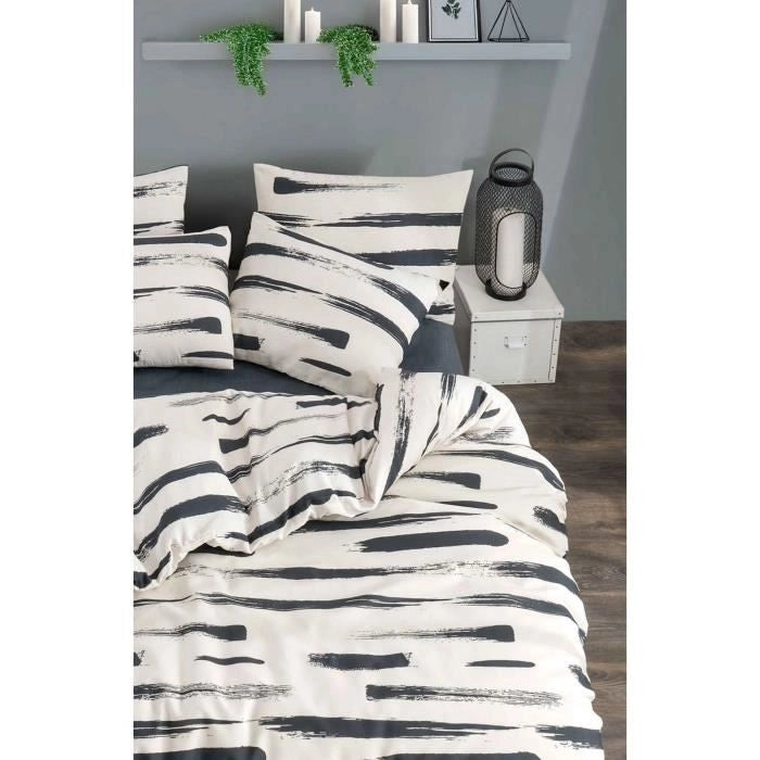 Completo letto - 1 copripiumino 220 x 240 cm + 2 federe 60 x 60 cm - 65% cotone, 35% poliestere - Bianco