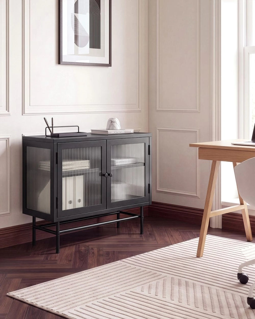 Credenza in acciaio con vetro scanalato, 2 ante, ripiani regolabili nera ripiani regolabili design moderno e industriale