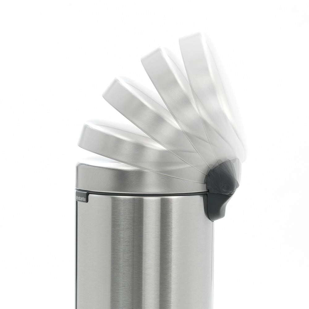 Brabantia 112164 NewIcon Pattumiera a Pedale 3 L Acciaio Satinato Antimpronta Chiusura Ammortizzata Silenziosa Secchio Interno Rimovibile colore Acciaio Satinato