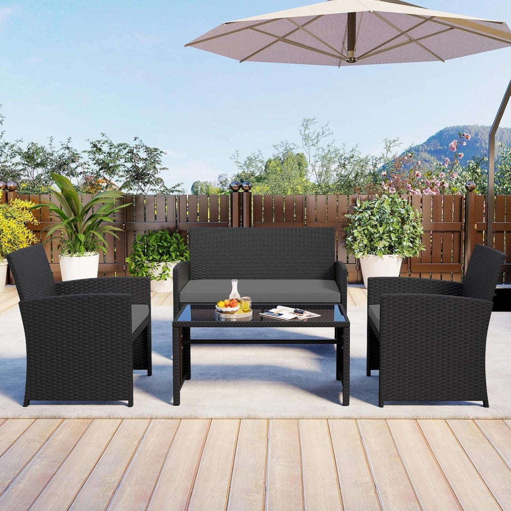 Set Salotto da Giardino 4 Pezzi, Divanetto e Poltrone in Rattan con Tavolino da Caffè in Vetro Temperato, Set di Mobili da Esterno Imbottiti per Cortile, Veranda e Bordo Piscina (Grigio)