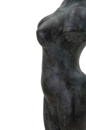 Scultura Museum Woman 19x17x50 cm in Poliresina e Ferro Nero