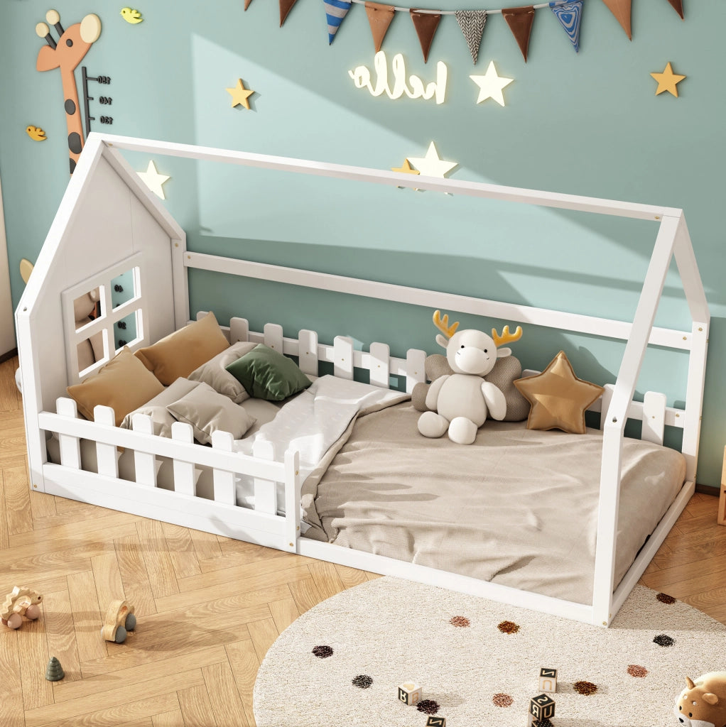 Letto per bambini 90x200 cm a forma di casetta; in pino e MDF; bianco