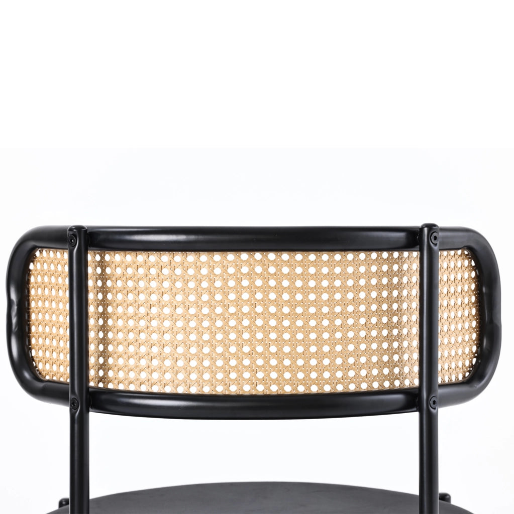 Set 2 sedie da pranzo in velluto nero con schienale in rattan e gambe in metallo