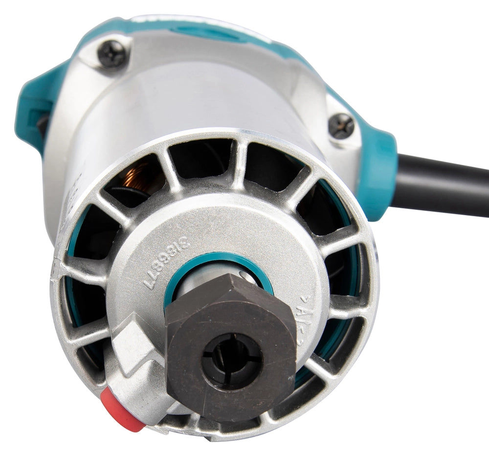 Makita RT0702C – Rifilatore 710W con Base Standard, Pinza e Chiavi