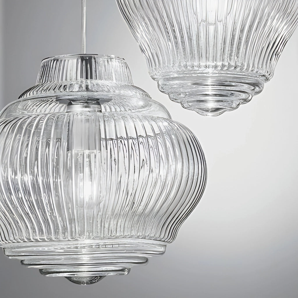 Bonnie Lampada a sospensione in vetro soffiato finitura Oro Rosa, design artigianale con lavorazione a rilievo rigadin e struttura in metallo grigio