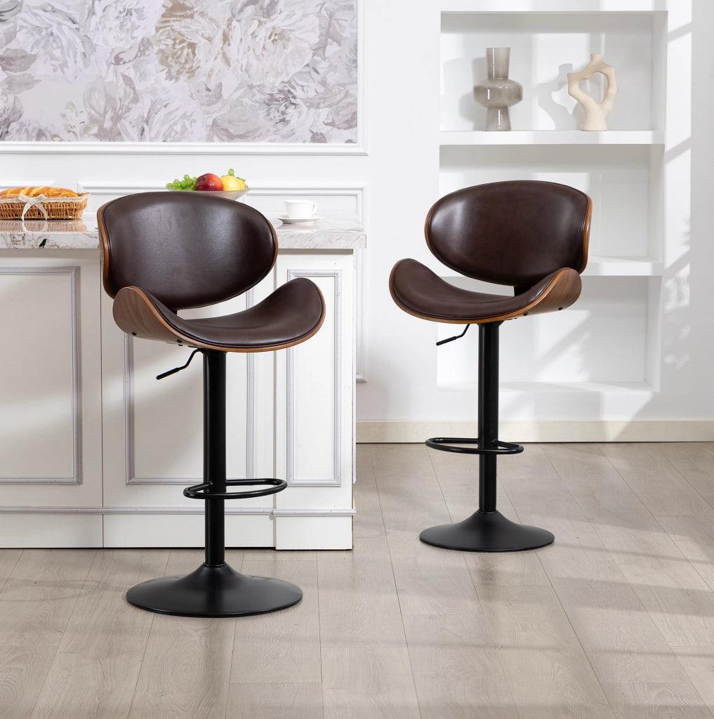 Sgabello da bar girevole e regolabile in altezza; in PU marrone; con schienale ergonomico