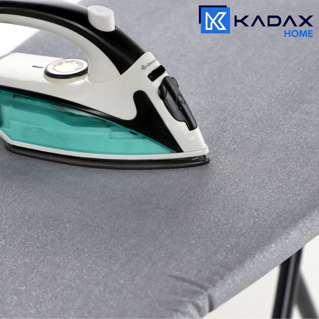 Copriasse da stiro KADAX 140x50 cm in cotone, colore argento.