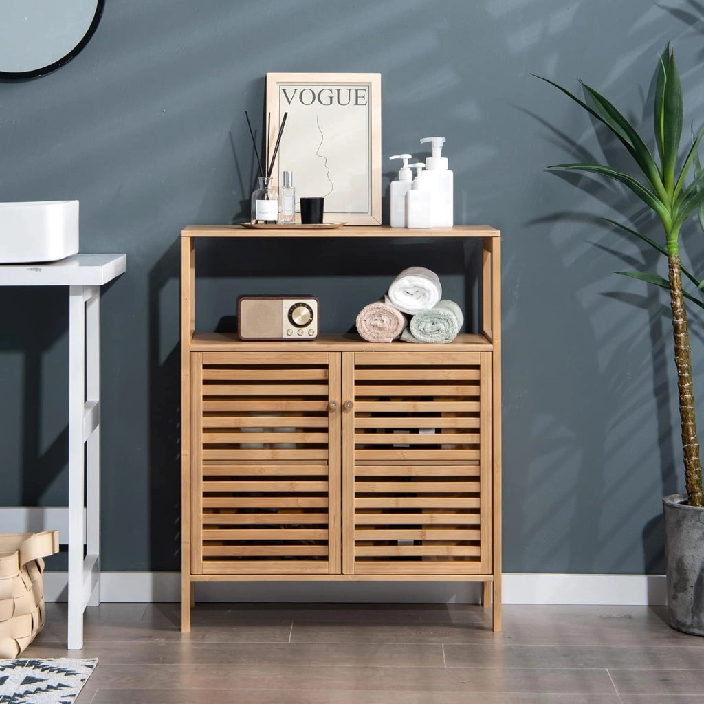 Mobile da Bagno in Bambù, Armadietto da Bagno con Ripiano Aperto e Doppie Porte, Ripiano Rimovibile, per Bagno, Soggiorno, Cucina, Ingresso, 64 x 27,5 x 80 cm