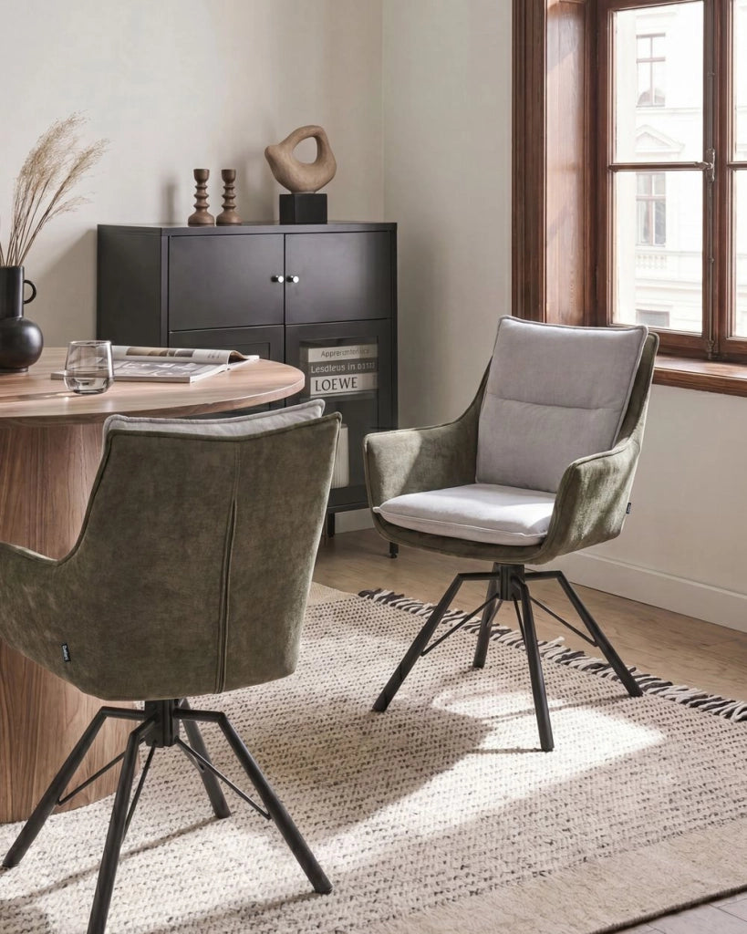 Poltrona grigio chiaro e verde scuro in ciniglia con base girevole in acciaio seduta rigida per soggiorno stile scandinavo moderno