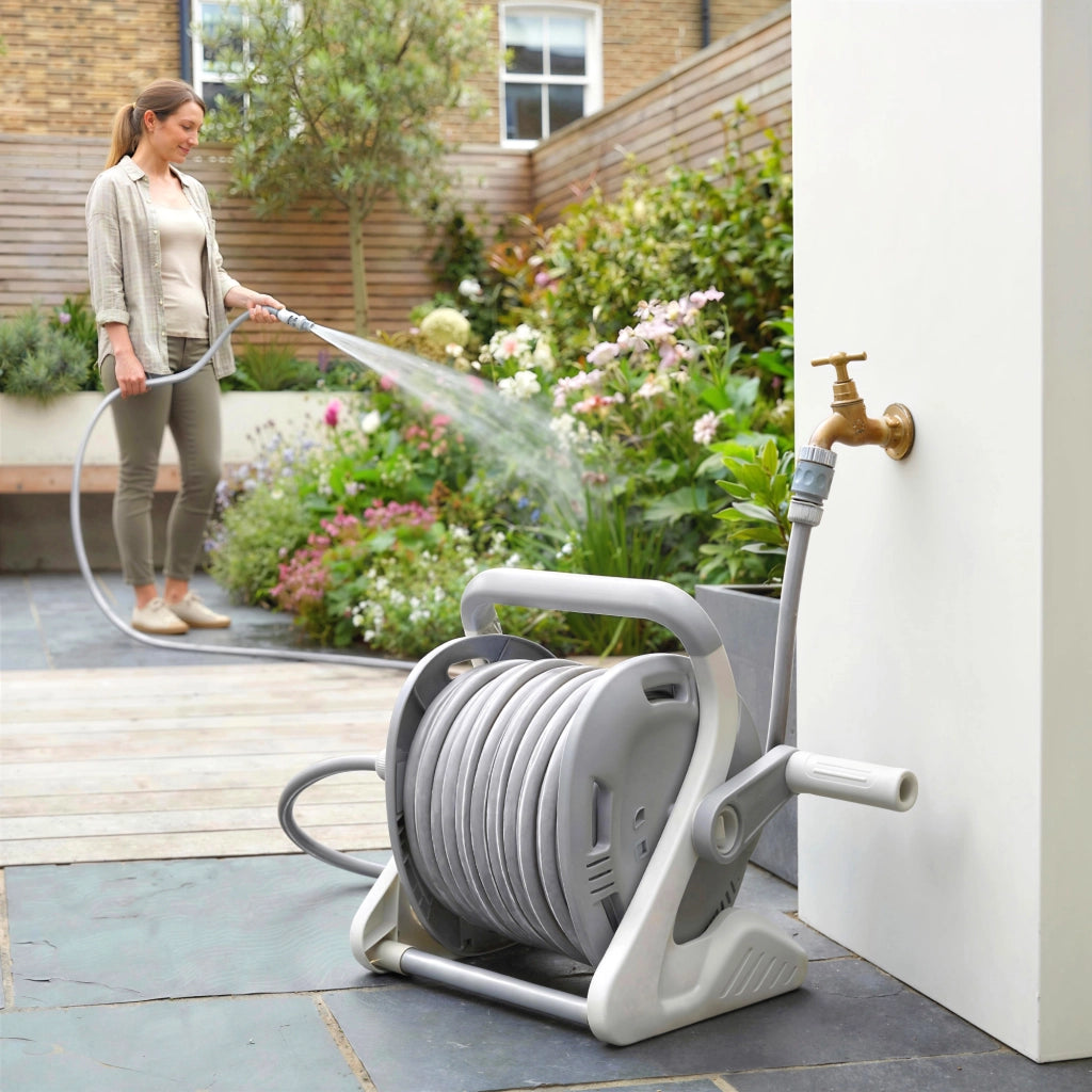 Avvolgitubo da Giardino a Muro 20+2m ¨C Xylo ¨C Grigio ? 15mm con Ugello 2 Modi