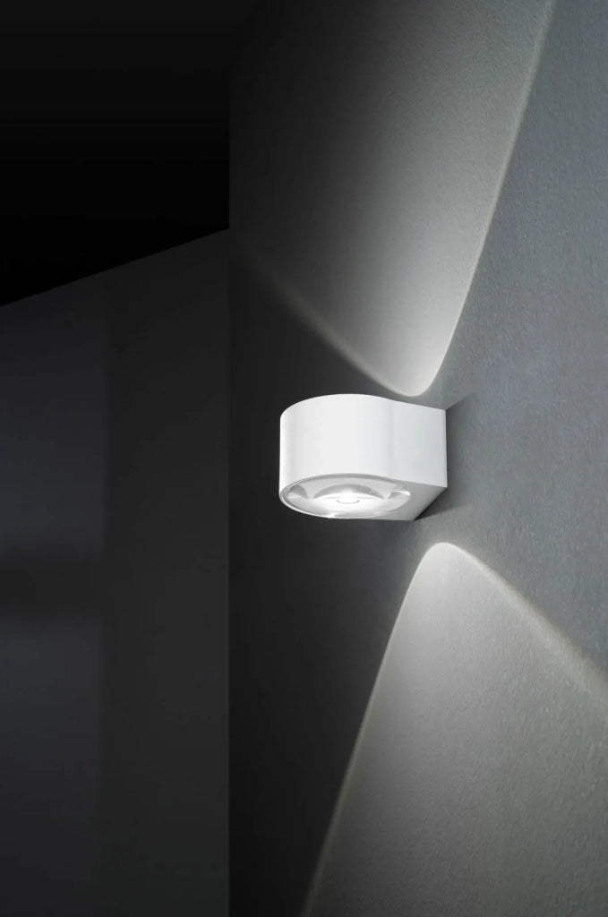 Applique alluminio colore bianco opaco Vision LED biemissione 12W  3000K  900Lm IP65