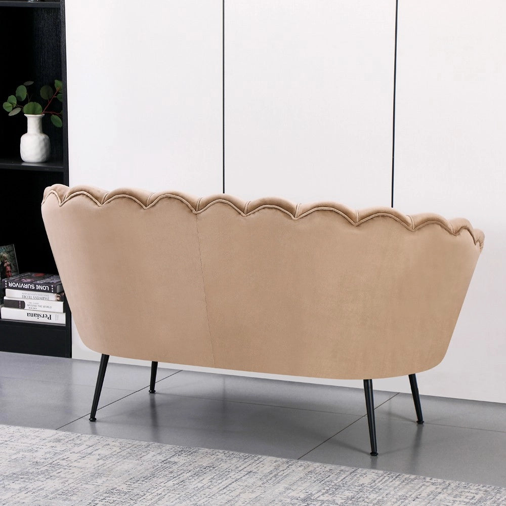 Divano 2 Posti Orel a Conchiglia in Velluto Beige – Design Elegante e Avvolgente