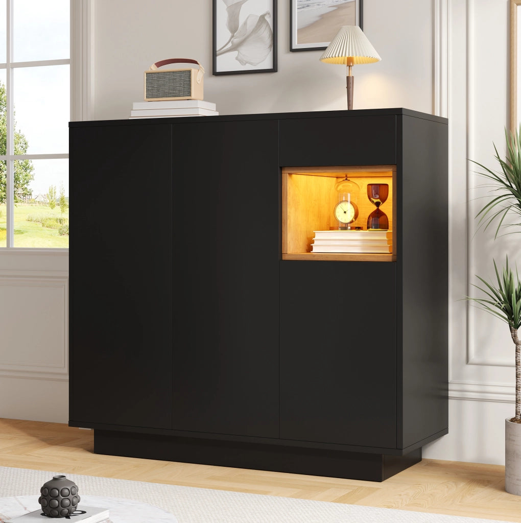 Scarpiera 105x39.5x100.5 cm con LED a 16 colori; ripiani regolabili e cassetto in truciolato nero; naturale