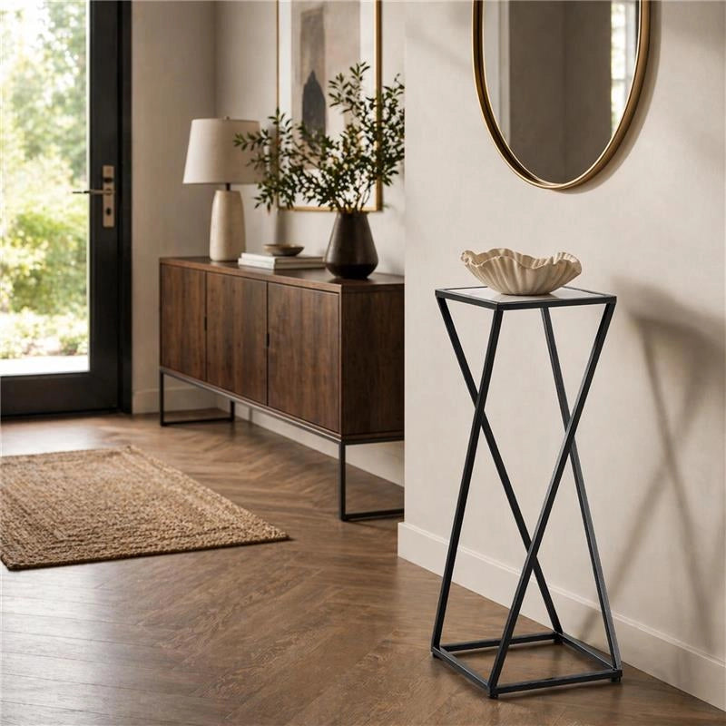 TAVOLINO A COLONNA CON STRUTTURA IN METALLO NERO E TOP IN MDF EFFETTO MARMO BIANCO MISURE: 25X50CM