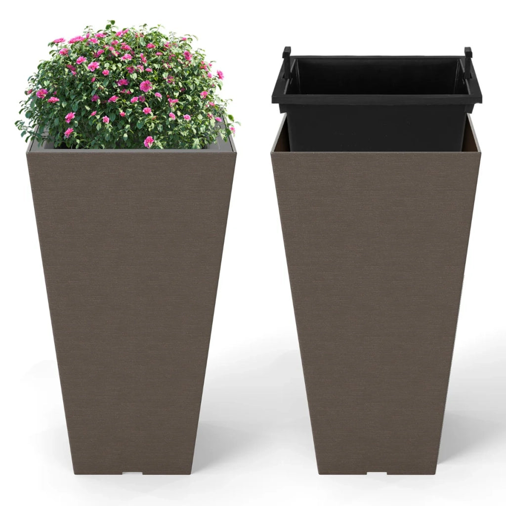 Set di 2 fioriere quadrate a forma di cono 29,5 x 29,5 x 57 cm con sistema di autoirrigazione effetto legno marrone PP 20_0012464