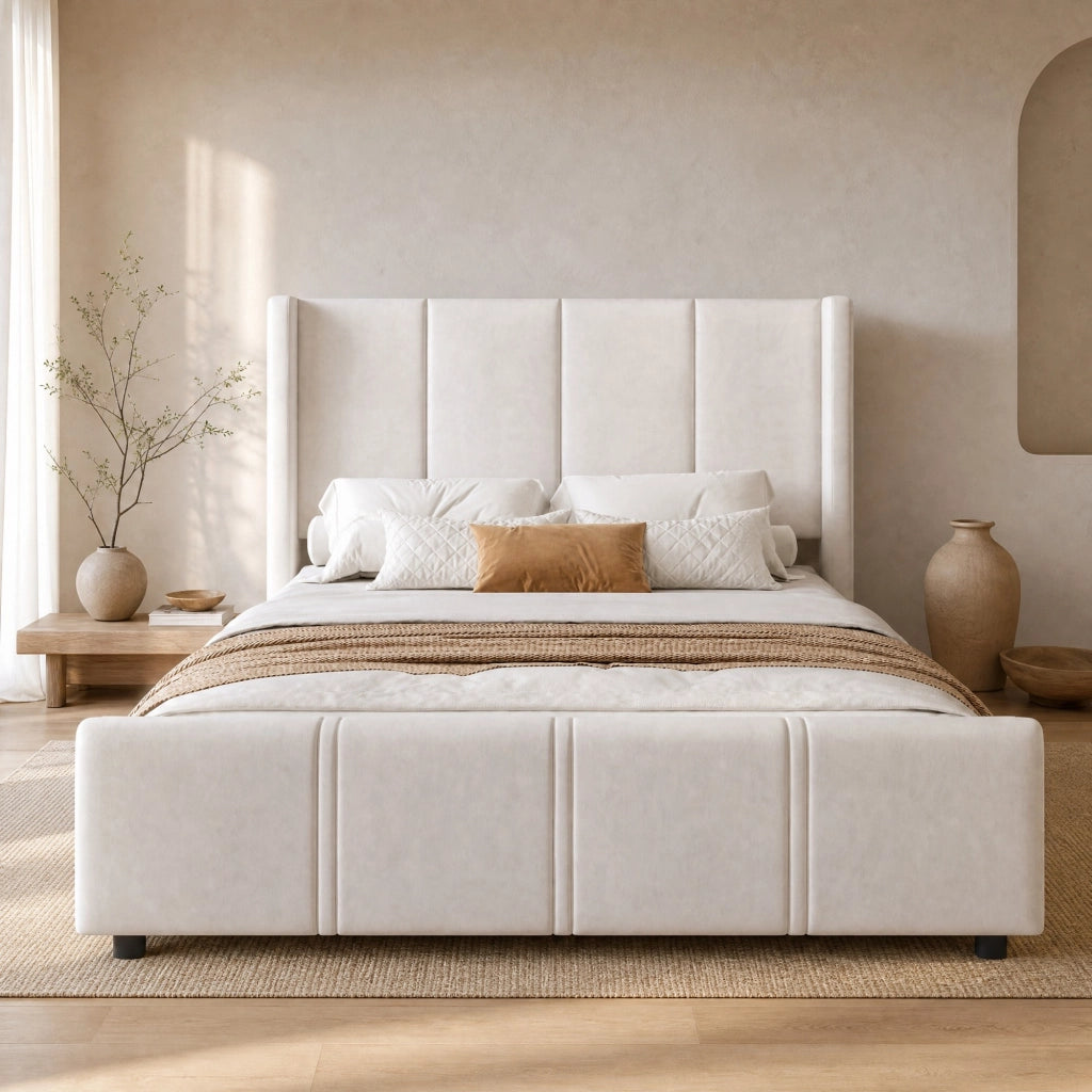 Letto imbottito 140x200 cm con testiera alta e porte USB/Type-C; rivestimento in velluto beige
