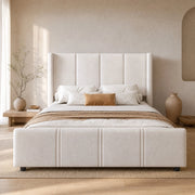 Letto imbottito 140x200 cm con testiera alta e porte USB/Type-C; rivestimento in velluto beige