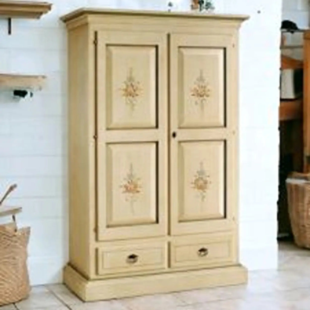 Armadio Verona in legno avorio anticato decorato filo verde