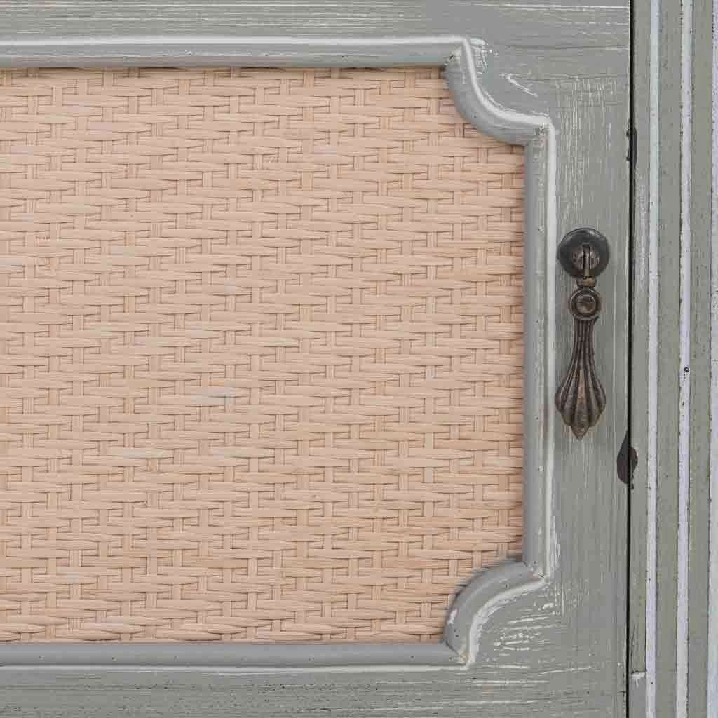 Tavolino in legno laccato blu con griglia  46x36x68h cm