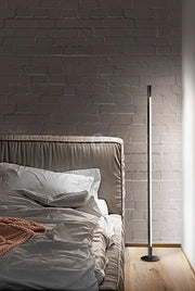 Piantana in metallo verniciato nero Stick LED 22W 3000K  1600Lm Interruttore touch on/off e dimmer