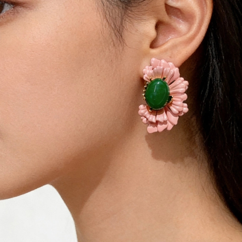 Orecchini a lobo da donna in stile corte francese con fiore di begonia rosa, orecchini floreali eleganti e retr¨° di nicchia.