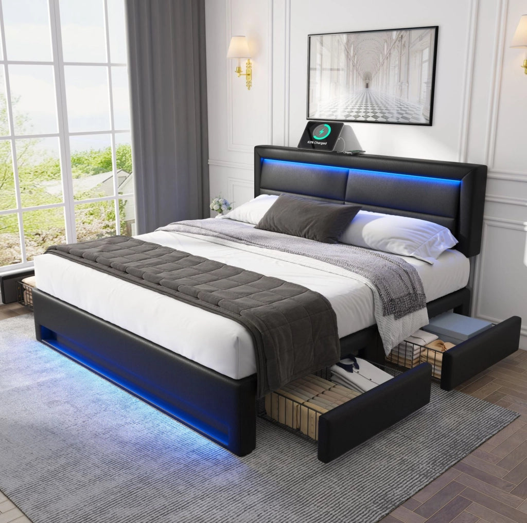 Letto imbottito 140x200 cm con LED; ricarica USB e wireless; 4 cassetti; similpelle nera