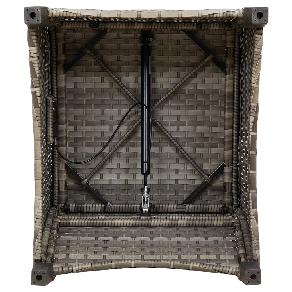 Poltrona Relax con Cuscino Grigio in Rattan Plastificato