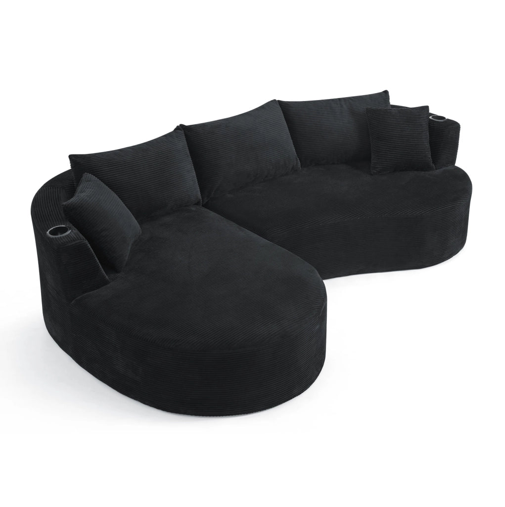 Divano a 3 posti dal design curvo in tessuto corduroy nero; con portabicchieri e cuscini