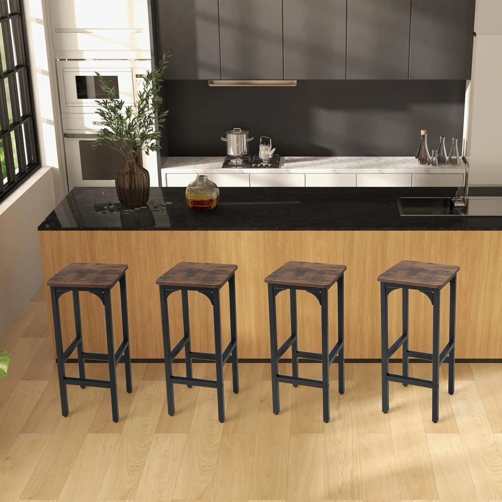 Set di 2 Sgabelli da Bar con Poggiapiedi, Struttura in Metallo, Stile Industriale, per Cucina, Sala da Pranzo, Bistrot, Marrone Rustico