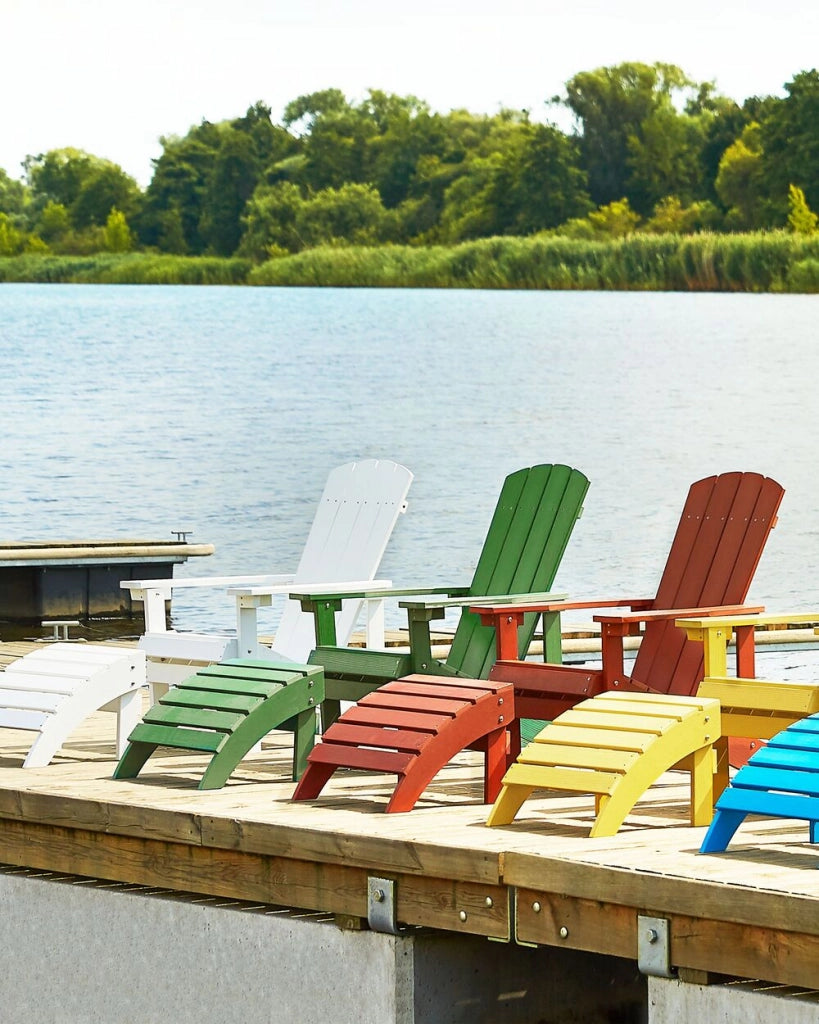 Sedia da giardino in legno di plastica verde con poggiapiedi resistente agli agenti atmosferici in stile moderno