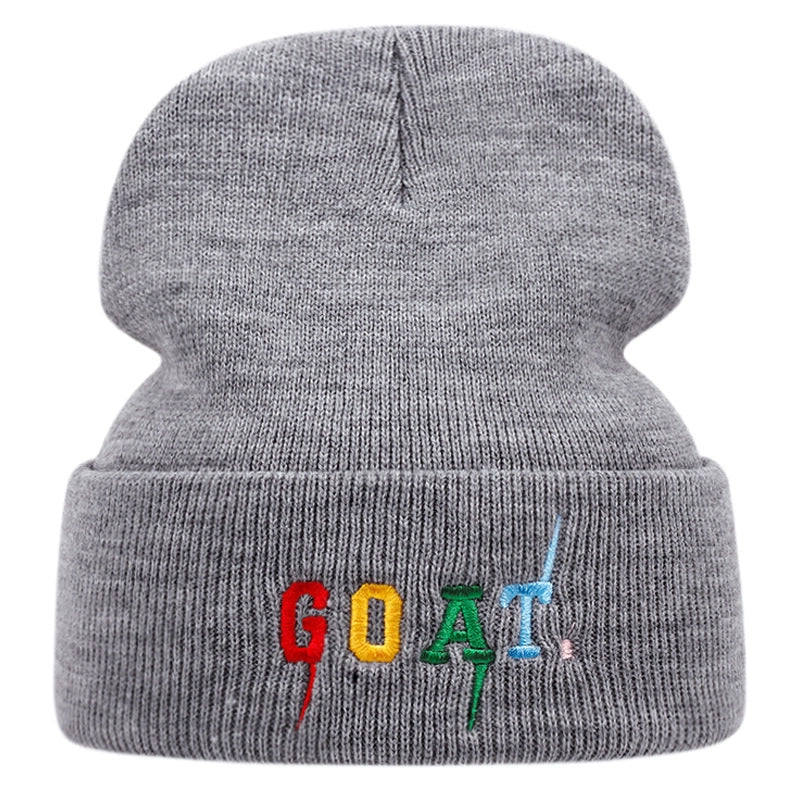 Cappelli invernali caldi lavorati a maglia con ricamo di capra, colore grigio.