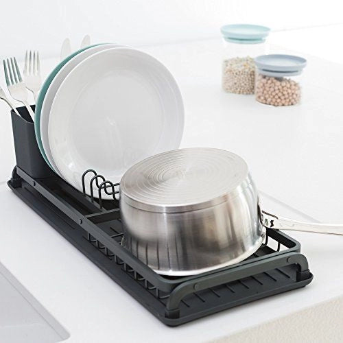 Brabantia 117268 Compact Scolapiatti Compatto per Lavandino con Cestello Portaposate Rimovibile e Vassoio Antigoccia Utilizzabile a Parte colore Dark Grey
