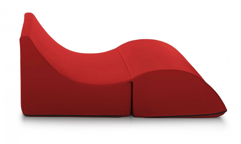 Letto pieghevole Amorina, Pouf trasformabile in letto matrimoniale, 100% Made in Italy, Pouf trasformabile in una chaise longue in ecopelle, cm 100x200h70, Rosso