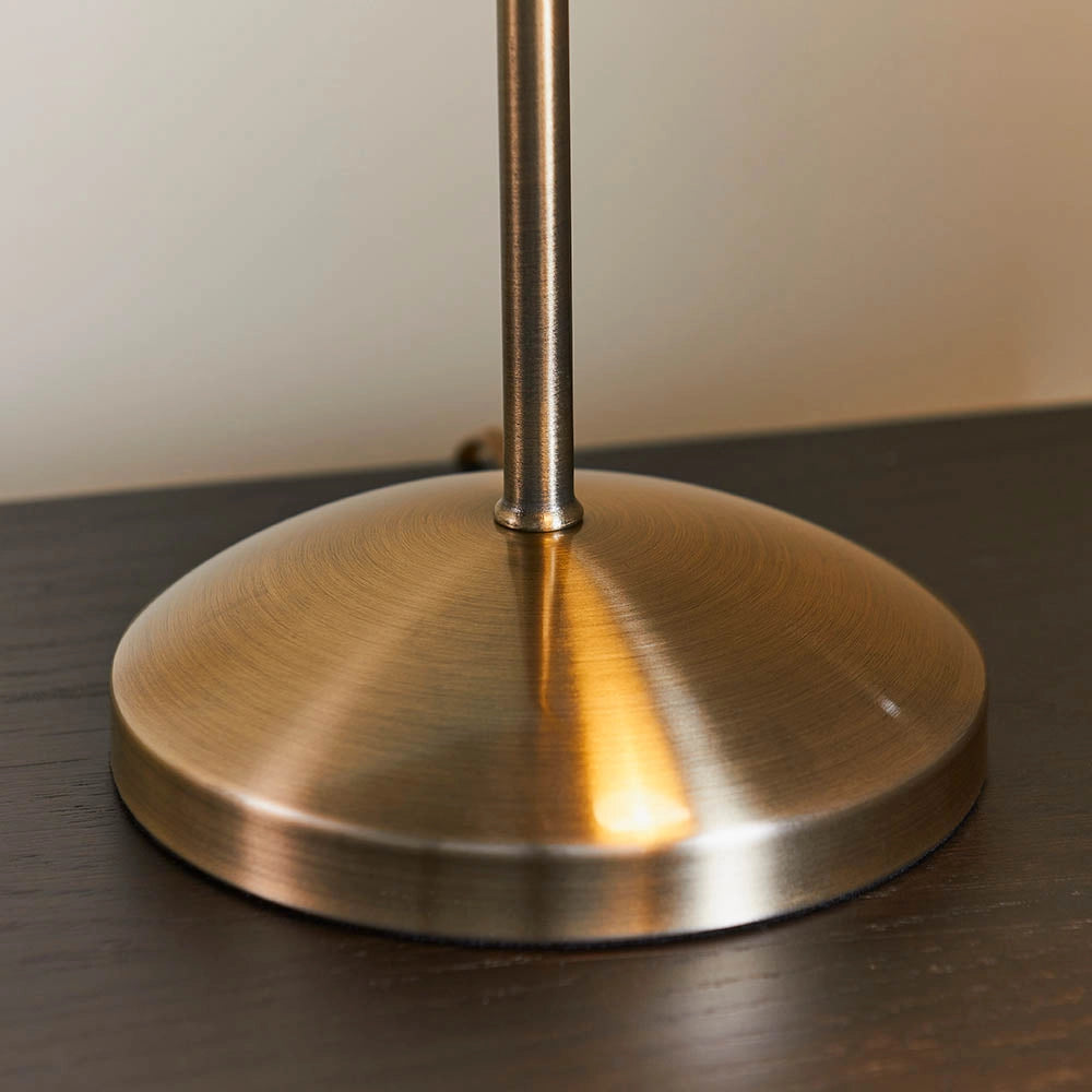 Lampada da tavolo industrial ottone antico touch Endon