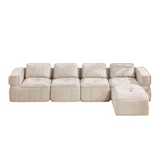 Divano modulare angolare 4 posti con pouf, base antiscivolo e braccioli larghi in poliestere beige per soggiorno