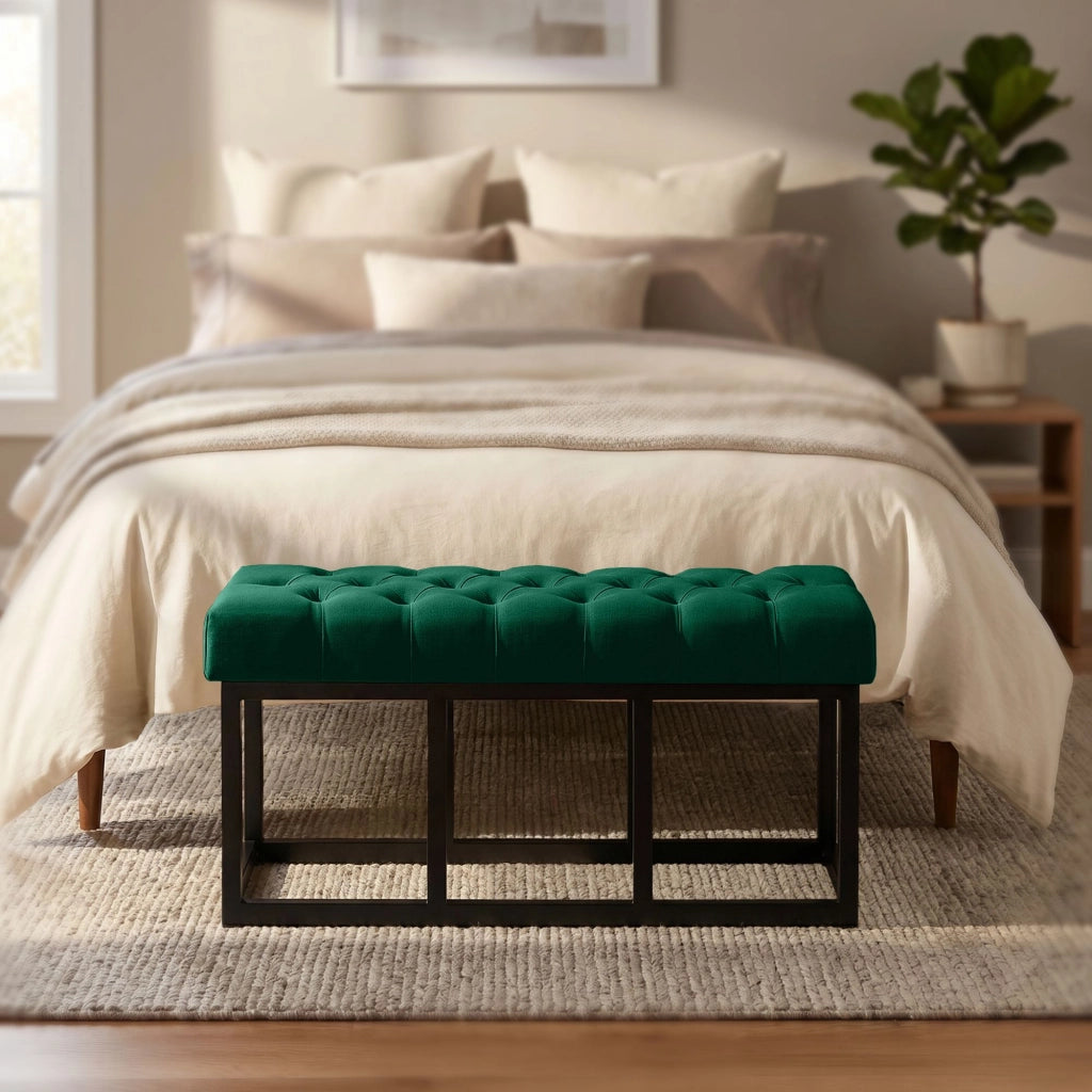 Panca design AMUN in metallo nero opaco e tessuto verde,100 cm