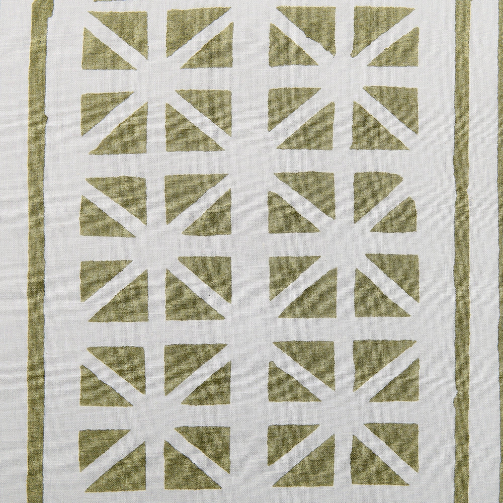 Set di 2 cuscini sparsi verde e bianco 45 x 45 cm stampa a blocchi a mano rivestimenti rimovibili cerniera motivo boho